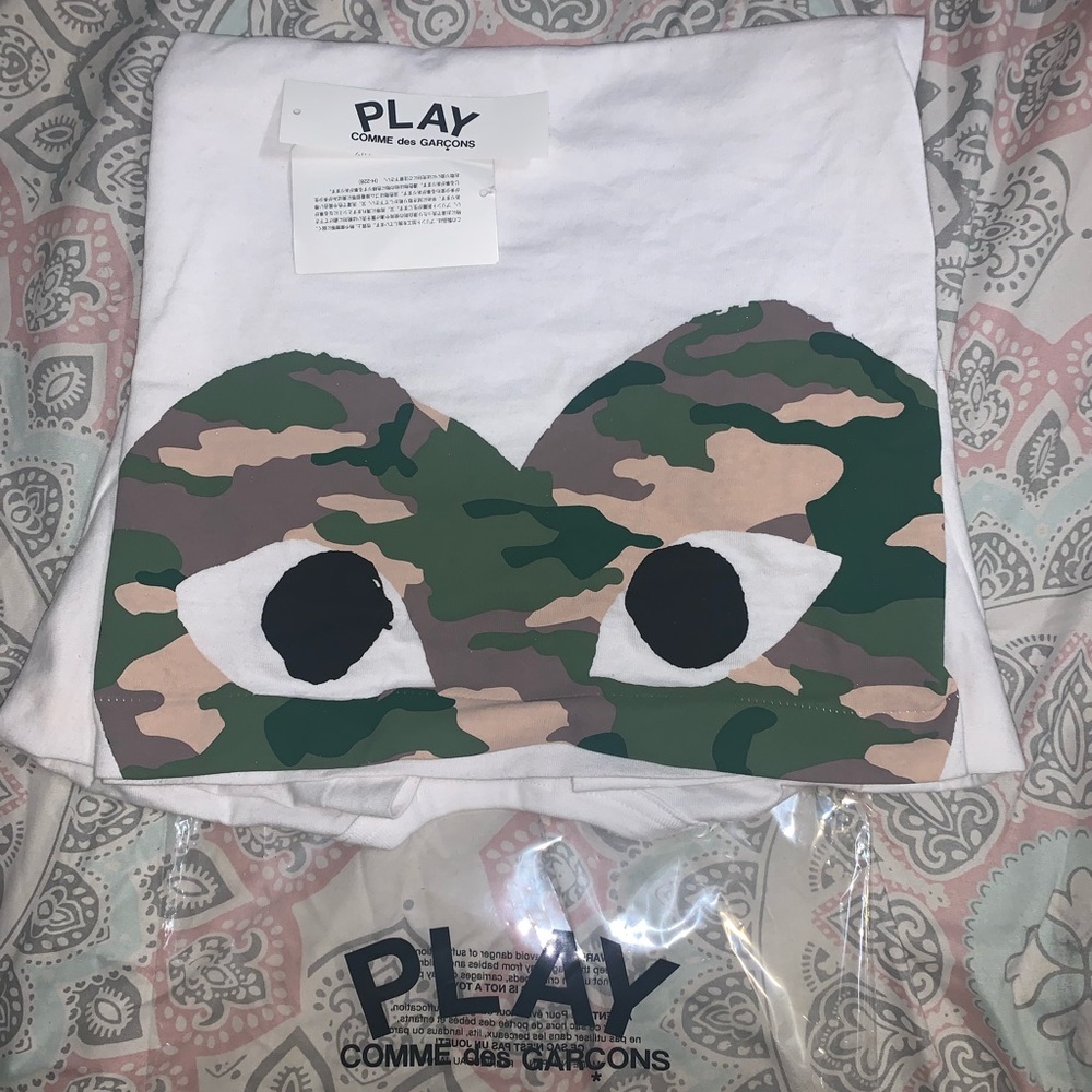 Authentic COMME DES GARÇON shirt.